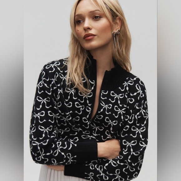 Maeve Sweaters - Maeve Anthropologie The Montana Mock-Neck Half-Zip Sweater‎ Black Bow Print Sz M